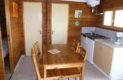 Rouffignac-Saint-Cernin-de-Reilhac Chalet De Esquí | Campsite Flower Les Terrasses de Dordogne *** - Standard Chalet 3 rooms 4 people Without Sanitary facilities
