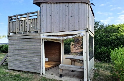 Treguennec Casa | Campsite Kerlaz *** - 2-room Etoile Camp cabin for 2 people Without sanitary facilities