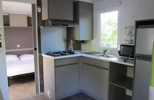 Mondragon Casa | Campsite La Pinède in Provence *** - Mobile Home Olivier Plus 2 Rooms 2 People Air Conditioned + TV