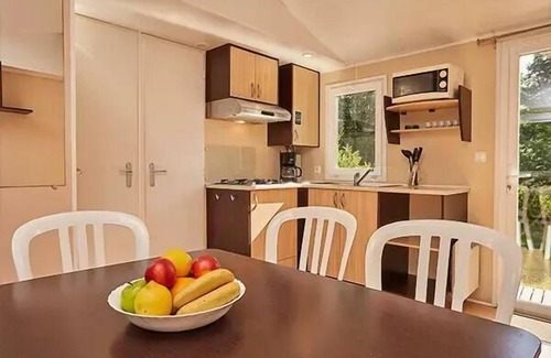 Saint-Yvi Casa | Campsite Le Bois de Pleuven**** - Mobil-home Classic 3 rooms 4 people