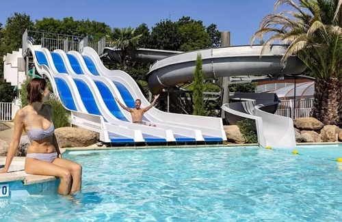 Nevez Casa | Campsite les Deux Fontaines**** - Cottage Privilege TV LV 3 rooms 4 people