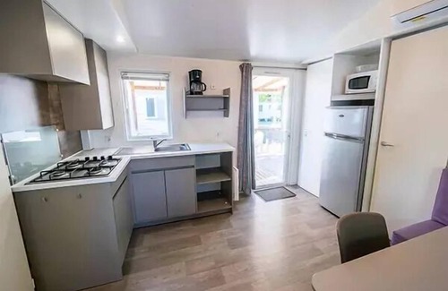 Sainte-Nathalene Casa | Campsite Romanée Les Grottes de Roffy**** - Mobile home Comfort 4 rooms 6 people air-conditioned