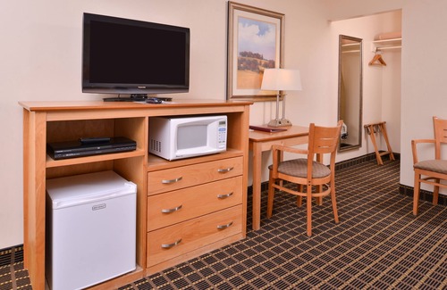 Downtown Eugene Hotel | Campus Inn & Suites Eugene Downtown