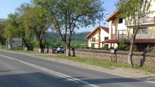 Sarasau Casa | Camves Inn