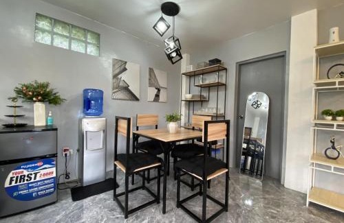 Virac Casa | Can accommodate up to 10 guest near Virac Airport