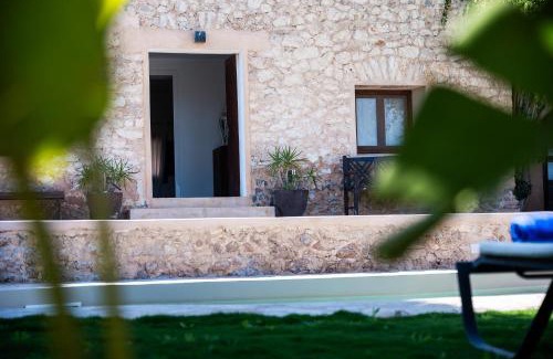 Ciudad de Ibiza Villa | Can Calyssa Luxury Villa Near City Center