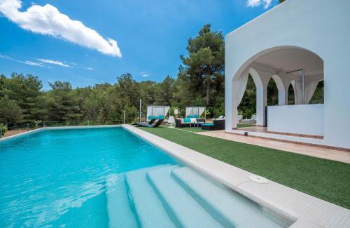 Sant Josep de sa Talaia Villa | Can Garchet White Ibiza