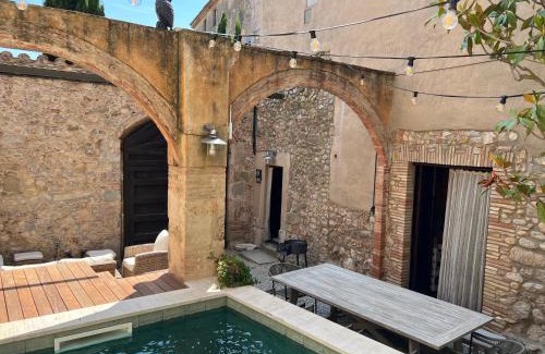 Albons Casa | Can Met Mosso, Casa rural con Piscina Climatizada