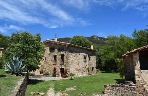 Sales de Llierca Casa | Can Pedragos