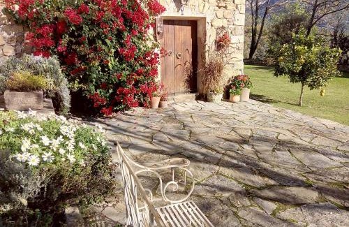 Sales de Llierca Casa | Can Pedragos