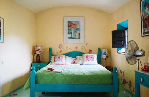 Cornella del Terri Casa | Can Portell by 123ole, B&B - Casa Rural