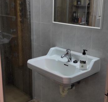 L'Escala Casa | Can Romaní - Casa compartida con propietario - Baño compartido
