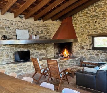 Sant Joan de Les Abadesses Casa | Can Sau