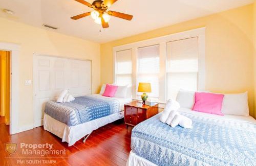 Hyde Park Apartamento | Can't Buy Me Love - U of Tampa Flat in N Hyde Park