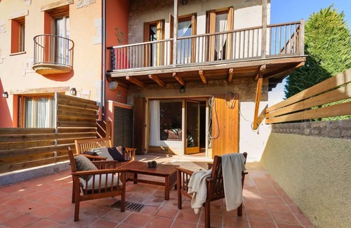 Sant Esteve d'en Bas Apartamento | Can Trona Apartmento 1B