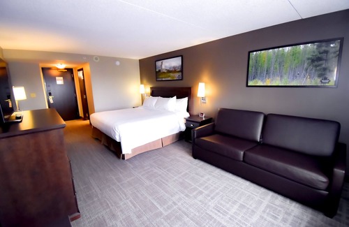 Regent Hotel | Canad Inns Destination Centre Club Regent Casino Hotel