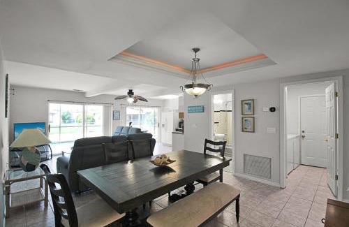 Port Charlotte - Charlotte Harbor Casa | Canal-Front Escape with Private Pool & Game Room in Port Charlotte