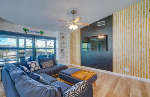 Fort Myers Casa | Canal-Front Gem with Hot Tub, Foosball in Cape Coral