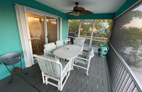 Eden Pines Casa | Canal Front Home Showcasing Stellar Sunsets with Ocean Access