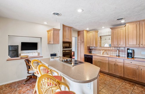 Edgewater Casa | Canal-front home with deep-water dock, pool, lanai, & central AC - snowbirds OK