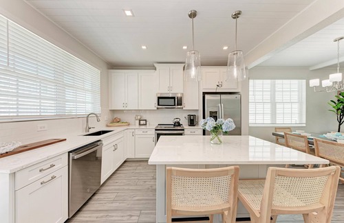 Cortez Casa | Canal Front Sweet & Salty Beach House in Cortez, FL, Pool & Boat Dock