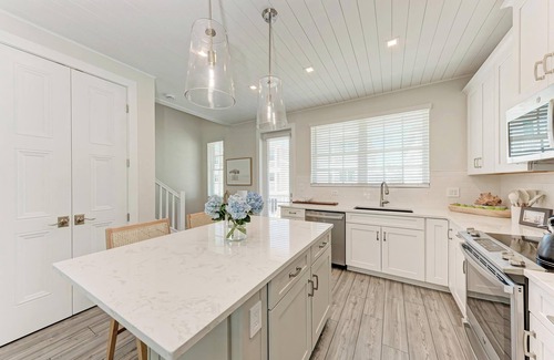 Cortez Casa | Canal Front Sweet & Salty Beach House in Cortez, FL, Pool & Boat Dock