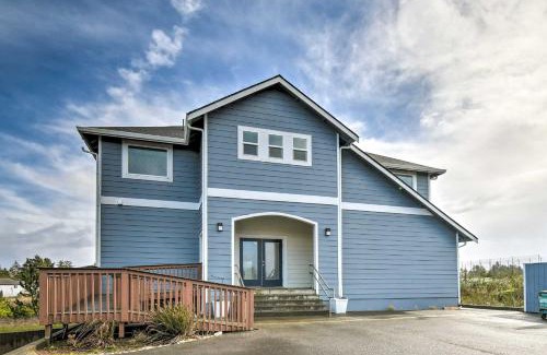 Ocean Shores Apartamento | Canal-Front Vacation Rental in Ocean Shores
