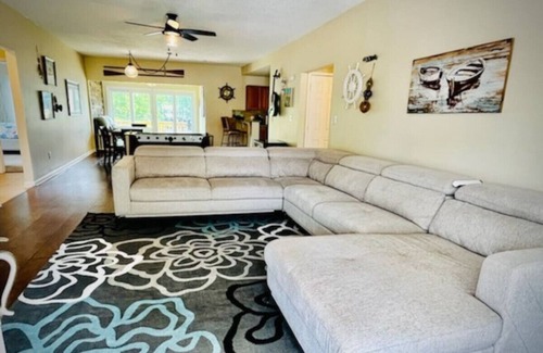 Socastee Casa | Canal House on the ICW w Dock