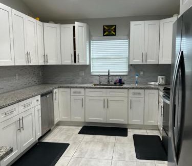 Port Saint Lucie Casa | Canal Park Paradise