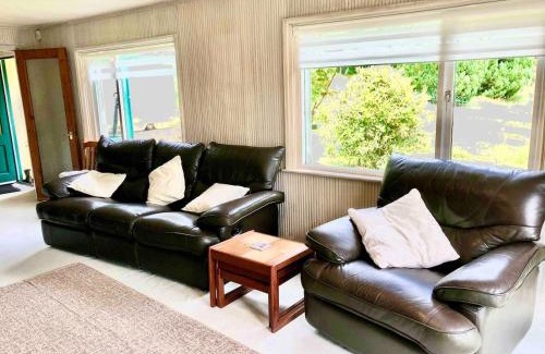 South Galson Casa | Canal Side Cottage,on the banks of the Caledonian Canal