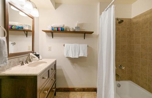 Mid-City Cama Y Desayuno | Canal Street Inn