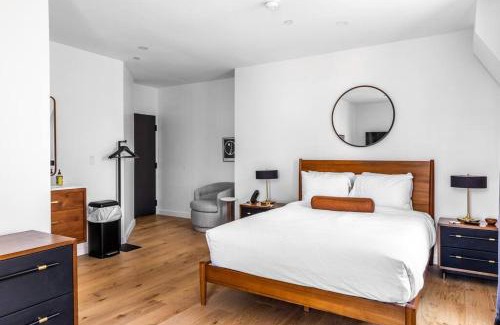 Bangor Apartamento | Canal View, DTWN Bangor, Steps to great Restaurants, Room # 210