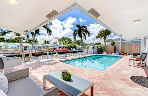Coral Ridge Isles Casa | Canal - Water view, private pool, near beach