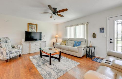 Port Charlotte Casa | Canalfront Port Charlotte Getaway with Boat Dock!