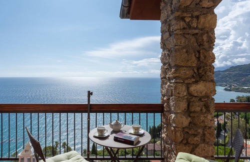 Ventimiglia Apartamento | Canarda by Interhome
