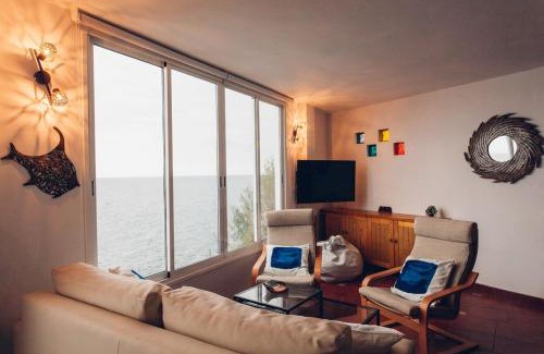 Santa Cruz de Tenerife Apartamento | Canary casita next to the Atlantic Ocean