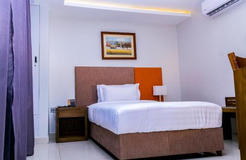 Central Kampala Hotel | Canary Hotel Kampala