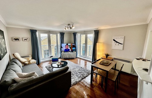 Cubitt Town Apartamento | Canary Wharf Luxury apartment sleeps 6 with parking