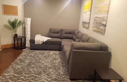 Canaryville Condominio | Canaryville & Chill, 10 min from Downtown & Beach