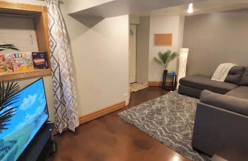 Canaryville Condominio | Canaryville & Chill, 10 min from Downtown & Beach