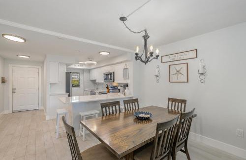 Port Canaveral Apartamento | Canaveral Towers Resort-Beach, Surf, Rocket Launches
