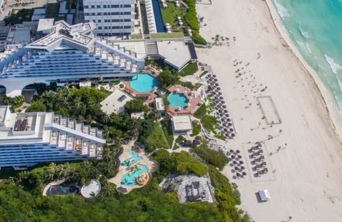 Punta Cancún Apartamento | Cancun Jr Suite en resort vista al mar