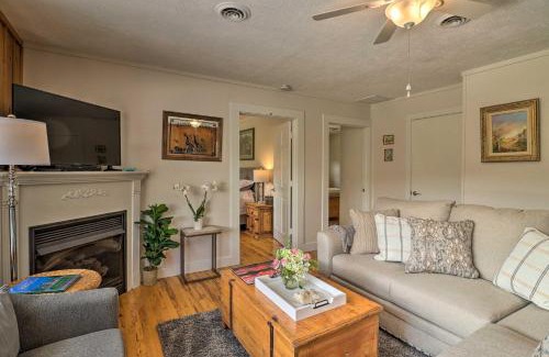 Candler Casa | Candler Cabin with Deck and Mount Pisgah Views!