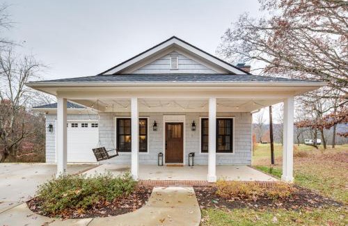 Candler Casa | Candler Cottage with Mountain Views and Deck