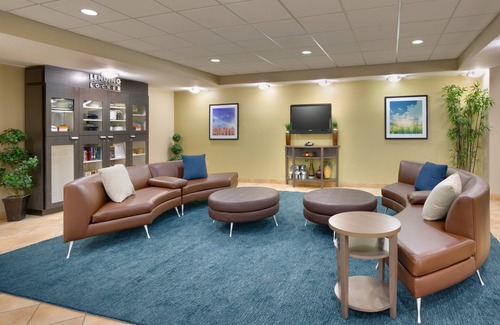 Plano Hotel | Candlewood Suites Dallas Plano East Richardson by IHG