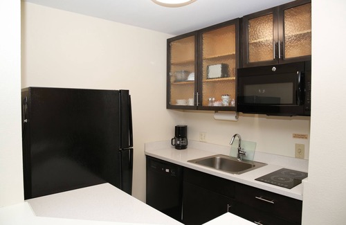 Scarborough Hotel | Candlewood Suites Portland - Scarborough by IHG