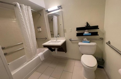 Secaucus Hotel | Candlewood Suites Secaucus by IHG