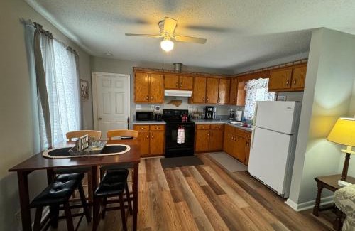 Fairview Casa | Cane Creek Meadows