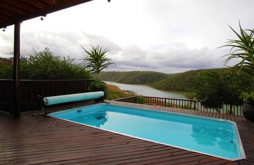 Bushman's River Mouth Apartamento | CANELA: Bespoke Safari River View
