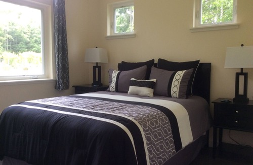 Langley Casa | SUITE DE MANZANA DE HUERTA CANFIELD
